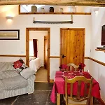 Old Bakehouse Апартаменты Holmrook